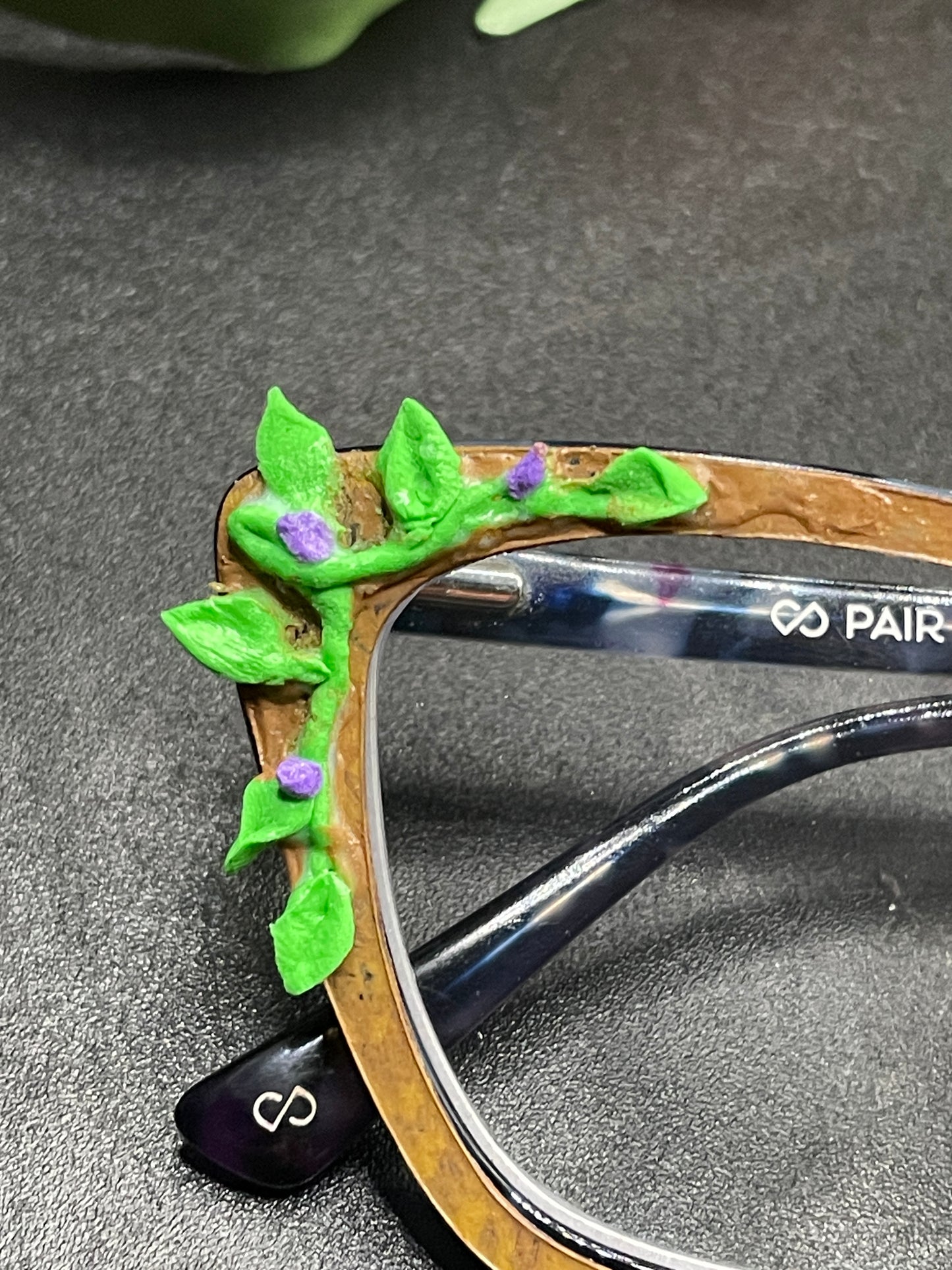 magnetic glasses topper - opossum 3d modeled clay, possum, possum toppers, opossum toppers, flower, flowers, floral, magnetic glasses topper, fits pair eyewear, wanda, ella, casper, kirby, murphy, harper, quinn, jessie, zuri, addison, payton