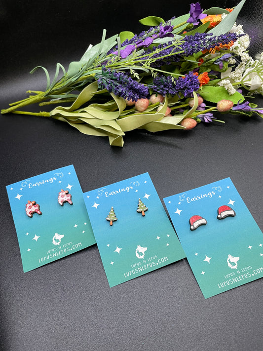 wooden christmas earrings, xmas tree, santa hat, santa hat earrings, tree earrings, deer earrings, reindeer earrings