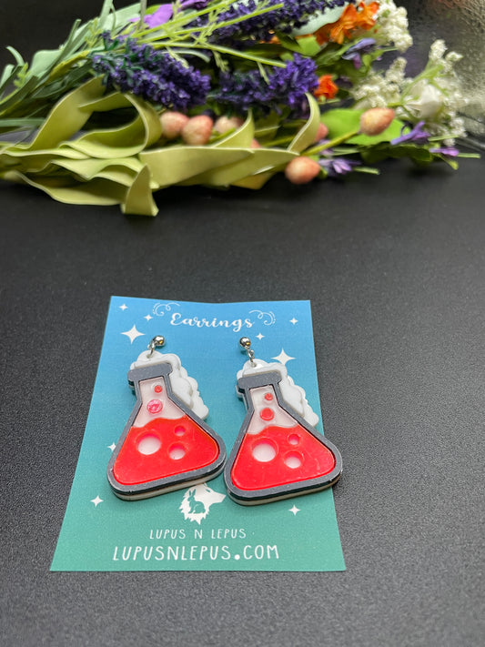 beaker earrings, chemistry earrings, lab earrings, lab tech earrings