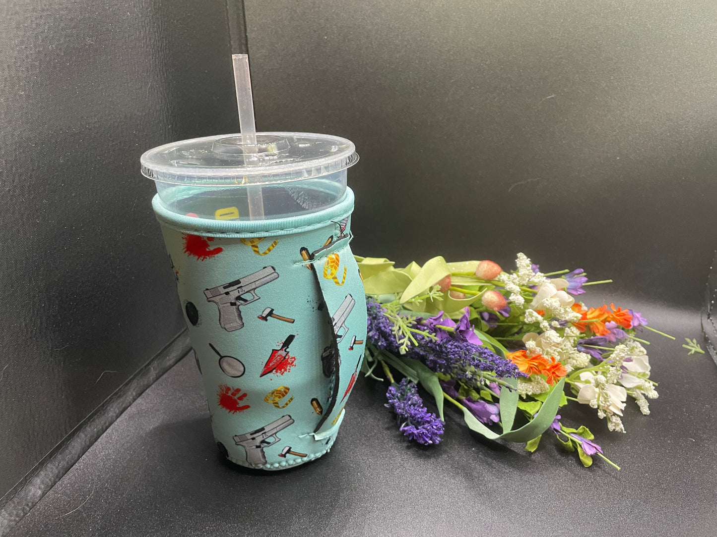 Neoprene coffee sleeve with handle True Crime