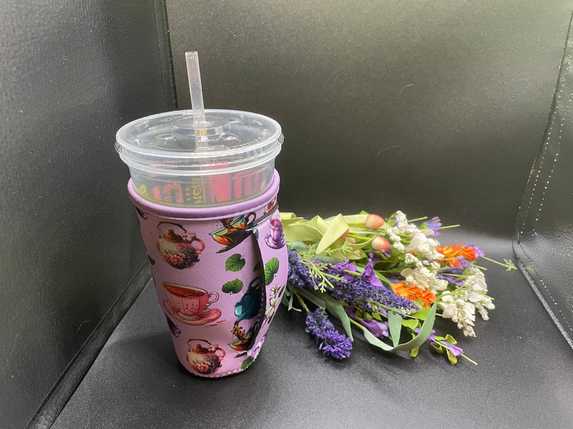 Neoprene coffee sleeve with handle Tea Time