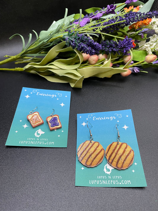 peanut butter and jelly earrings, pb and j earrings, cookie earrings, cookies, food earrings,